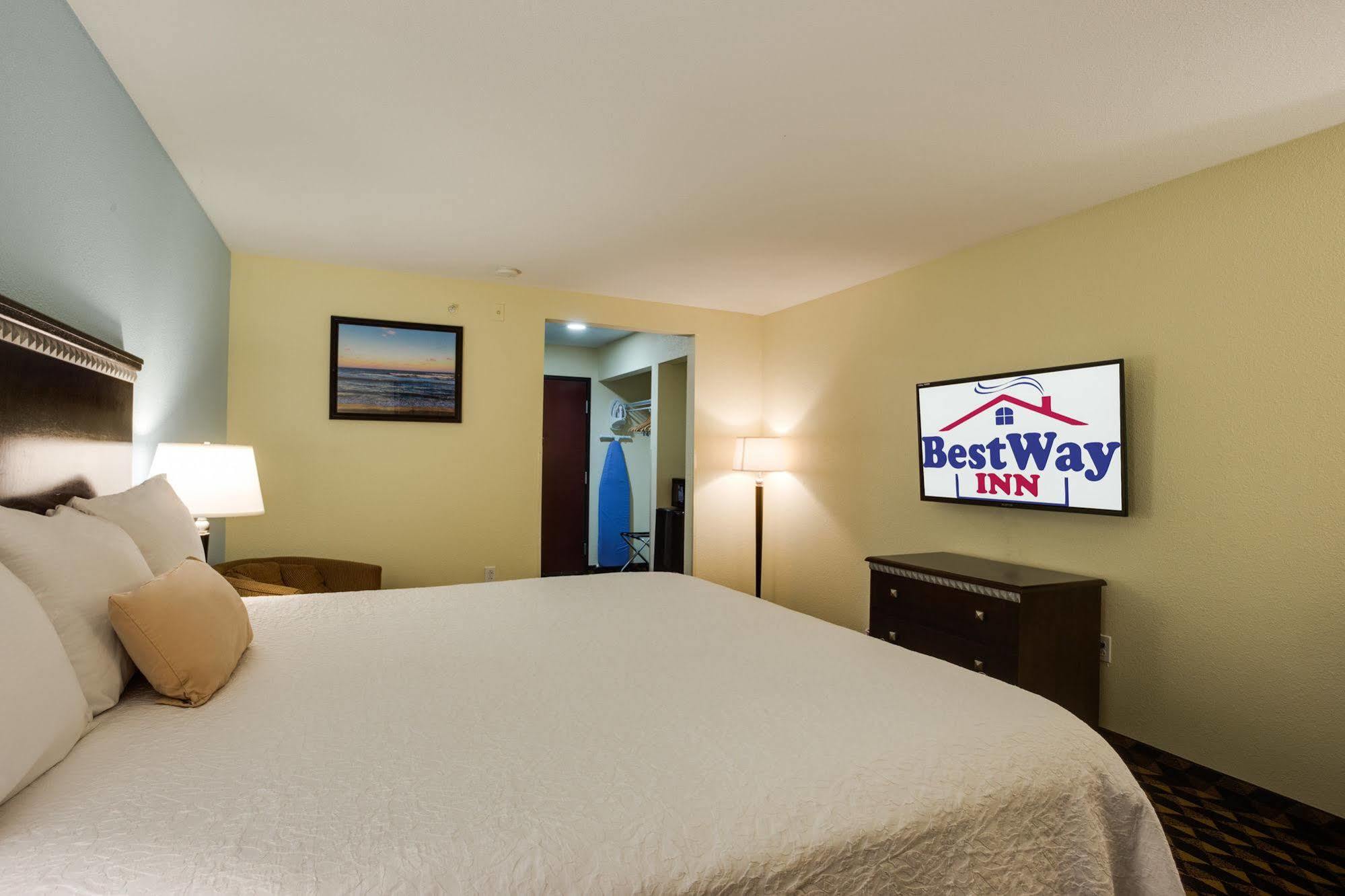 Best Way Inn Cleburne Exterior photo